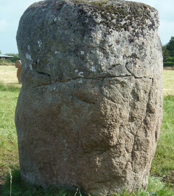 Le Menhir de Vaumoisson, Jullouville, Manche, Basse-Normandie