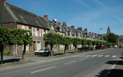 Les maisons du bourg, Saint-Denis-le-Gast, Manche, Basse-Normandie